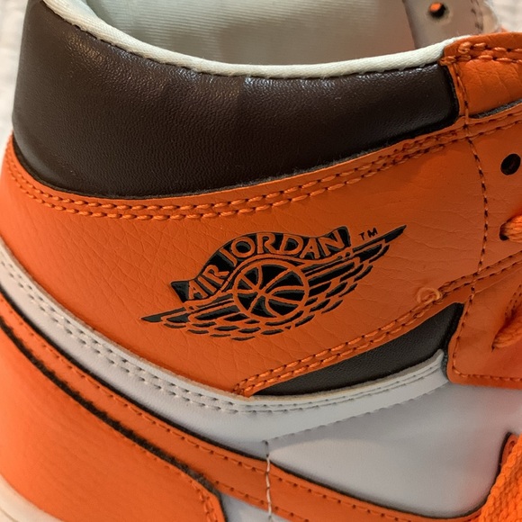 Nike Air Jordan 1 Retro High OG Starfish (Women's) DO9369-101 Classic - Picture 5 of 13